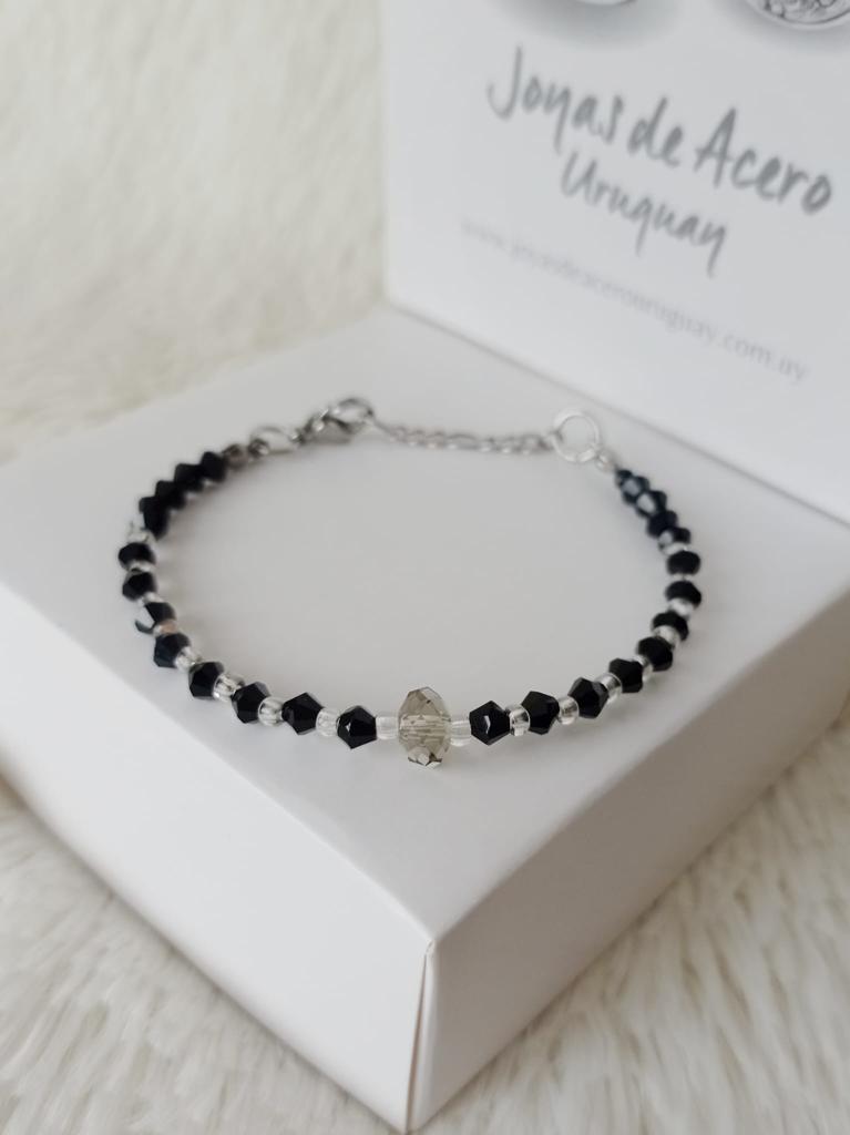 Pulsera de Acero Quirúrgico y Cristales Facetados