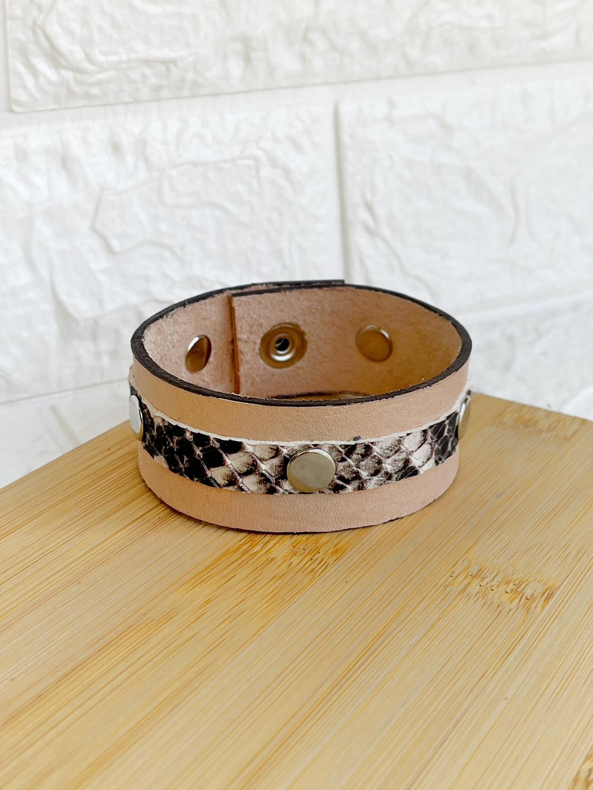 Pulsera de Cuero