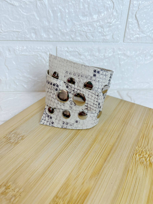 Pulsera de Cuero