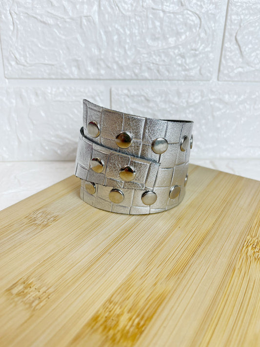 Pulsera de Cuero