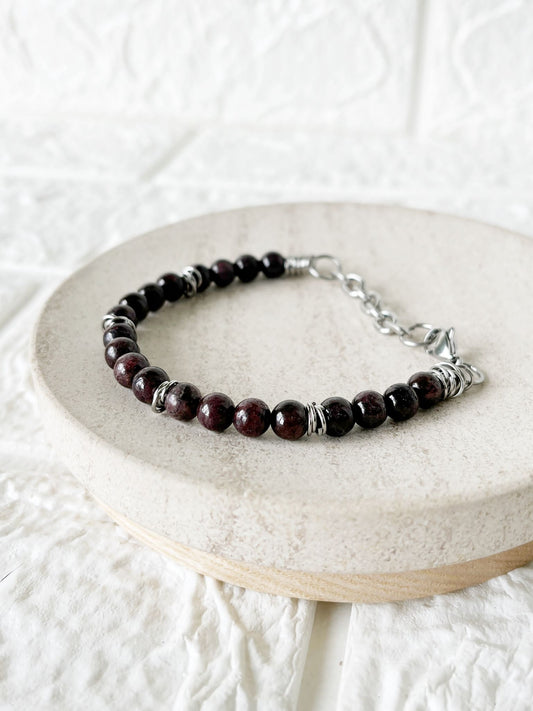 Pulsera de Acero Quirúrgico y Piedra Natural Granate