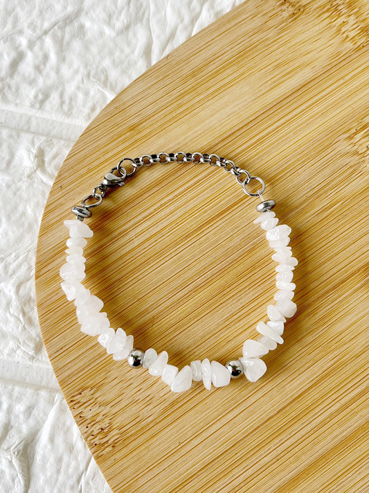 Pulsera de Acero Quirúrgico y Piedra Natural Cuarzo Blanco