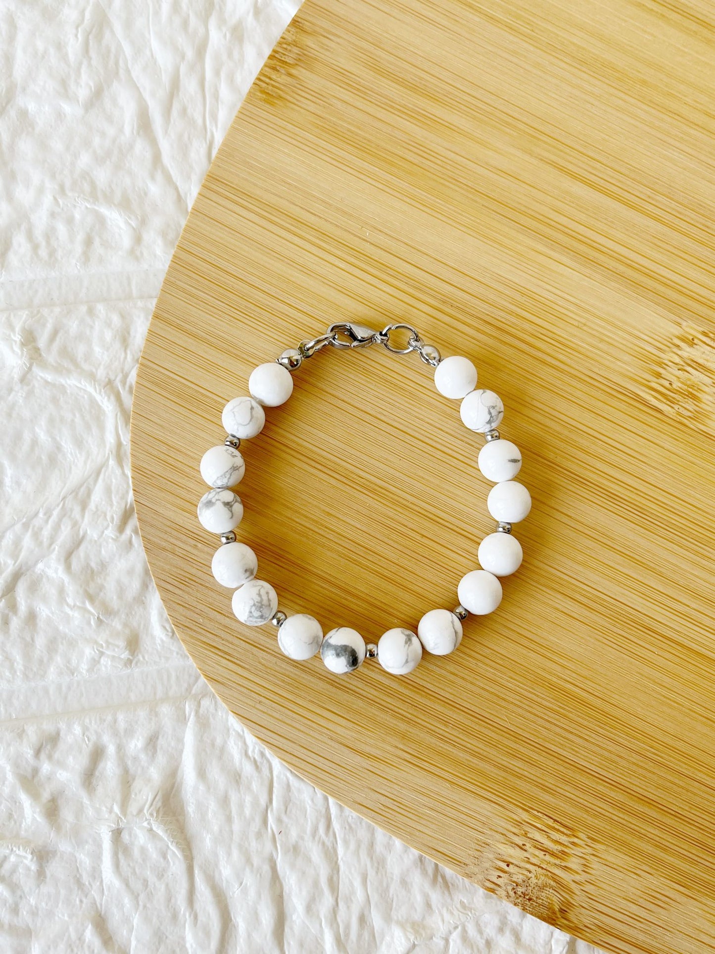 Pulsera de Acero Quirúrgico y Piedra Natural Howlita