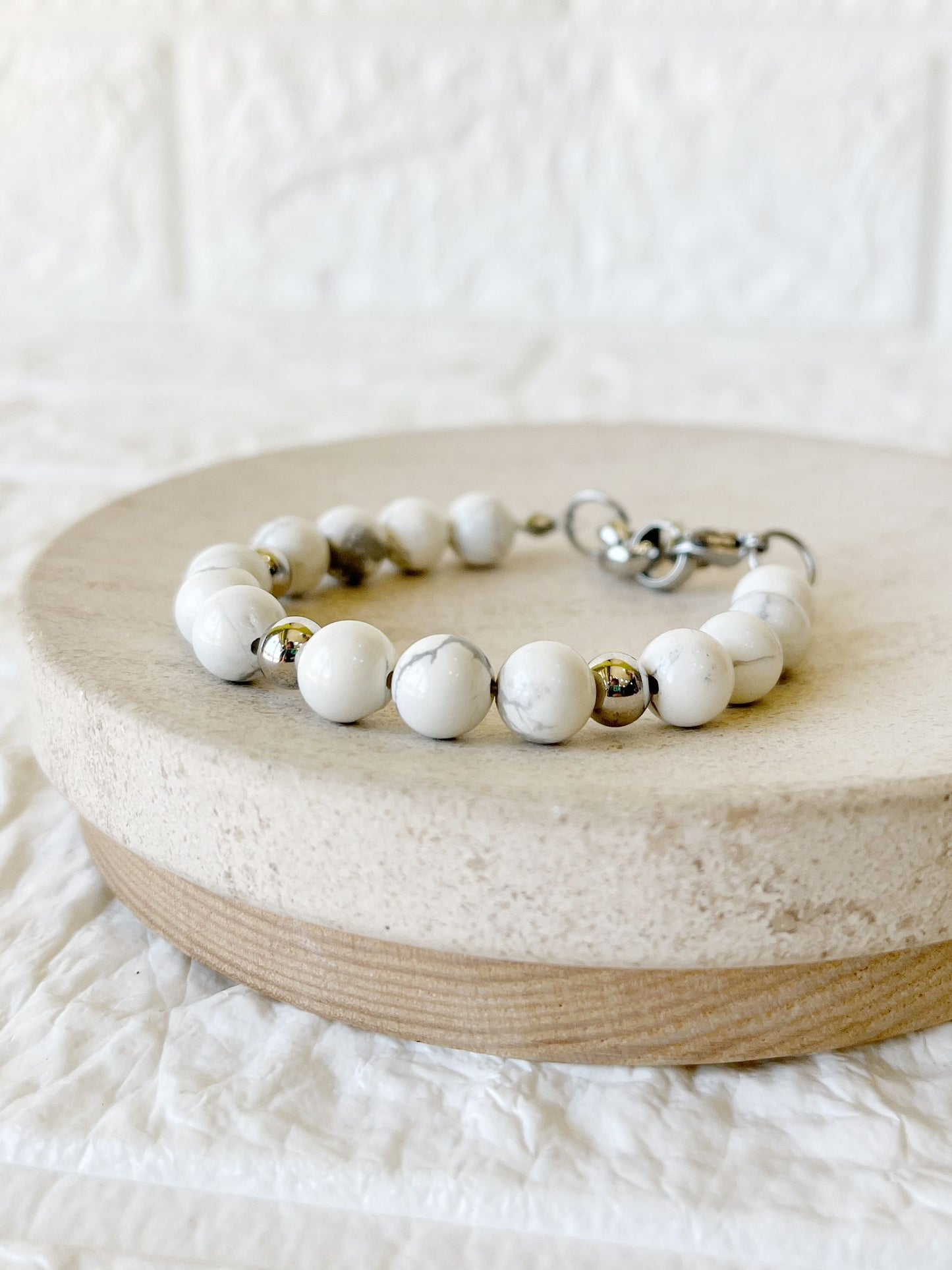 Pulsera de Acero Quirúrgico y Piedra Natural Howlita