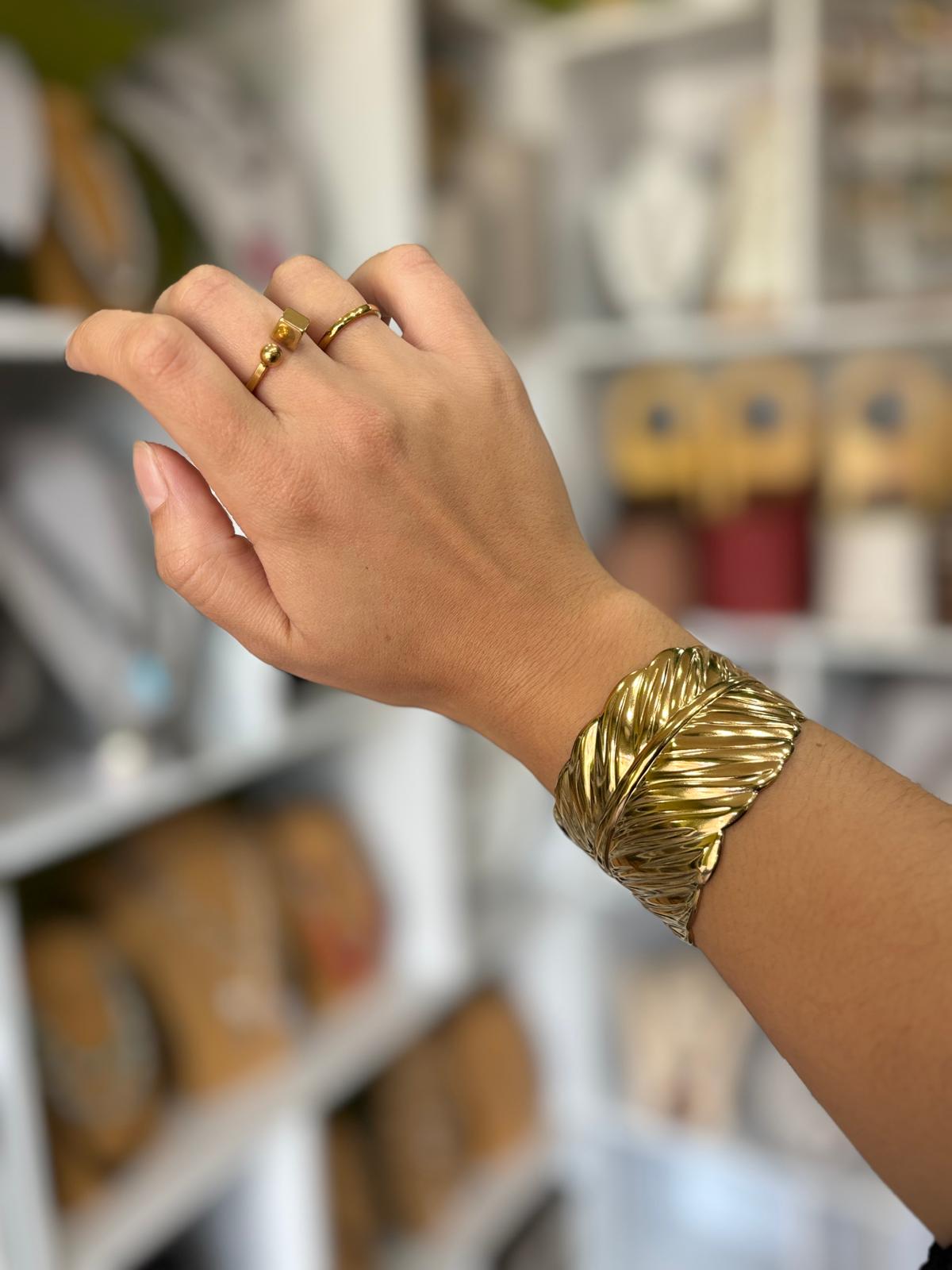 Pulsera Esclava de Acero Dorado