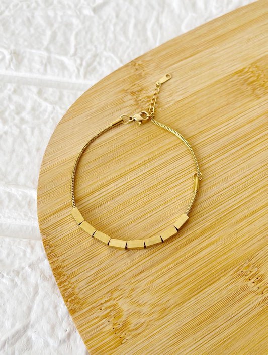 Pulsera de Acero Dorado