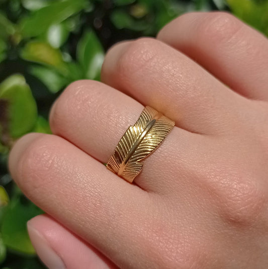 Anillo de Acero Dorado